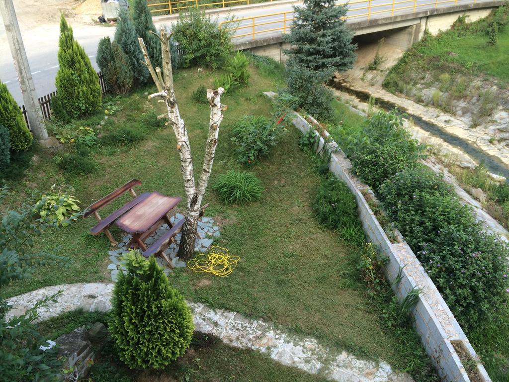Guesthouse Smiljanic Slavkovica Exterior foto